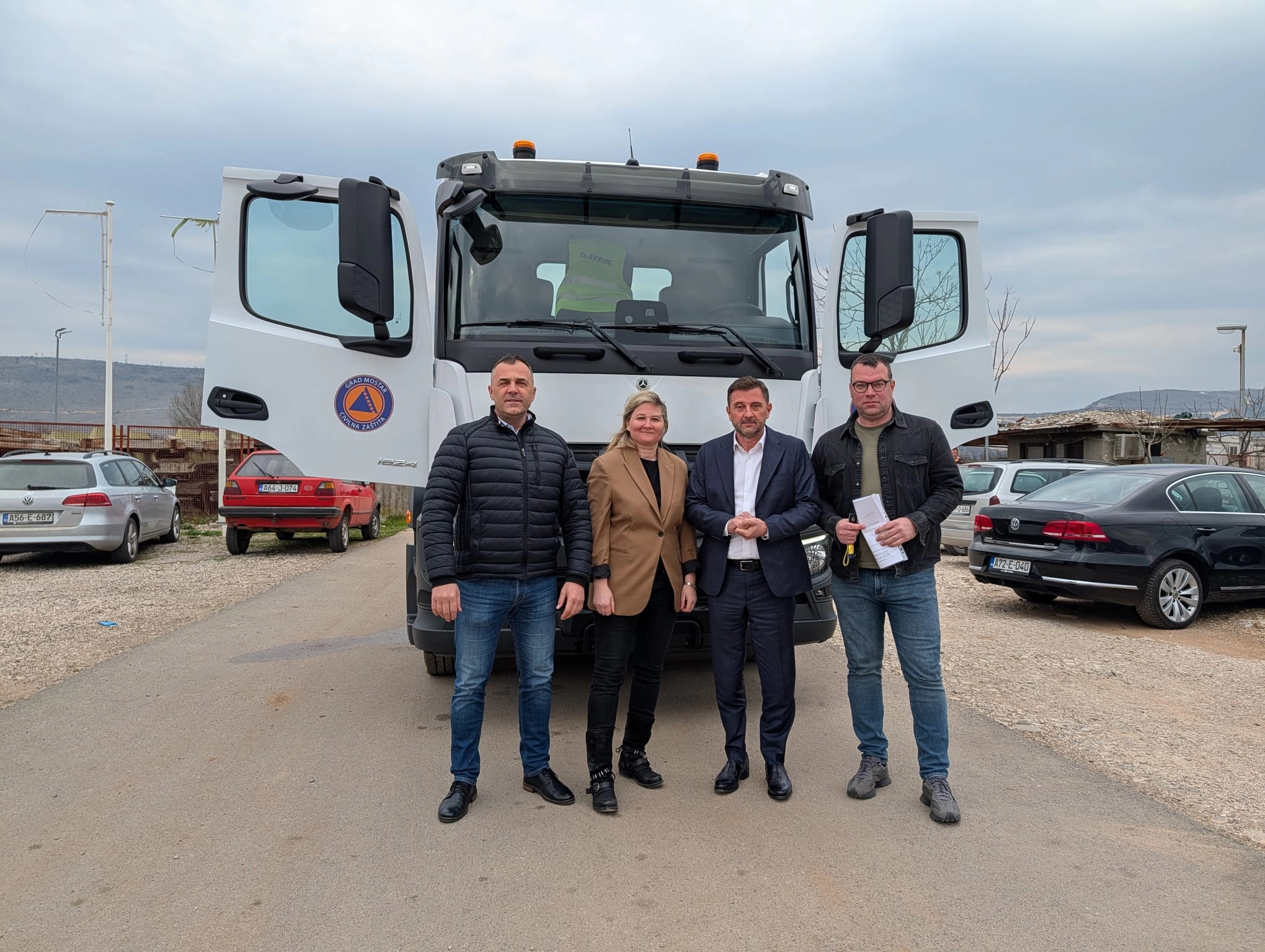 Izvršena primopredaja novog teretnog vozila koje je nabavila Civilna zaštita Grada Mostara